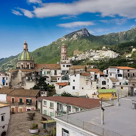 Elisa Nocleg ze śniadaniem 3*