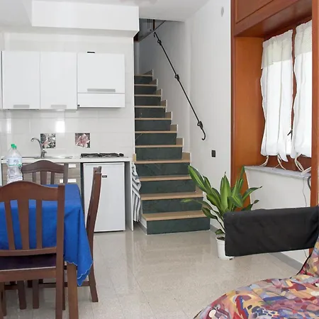 Elisa Nocleg ze śniadaniem 3*